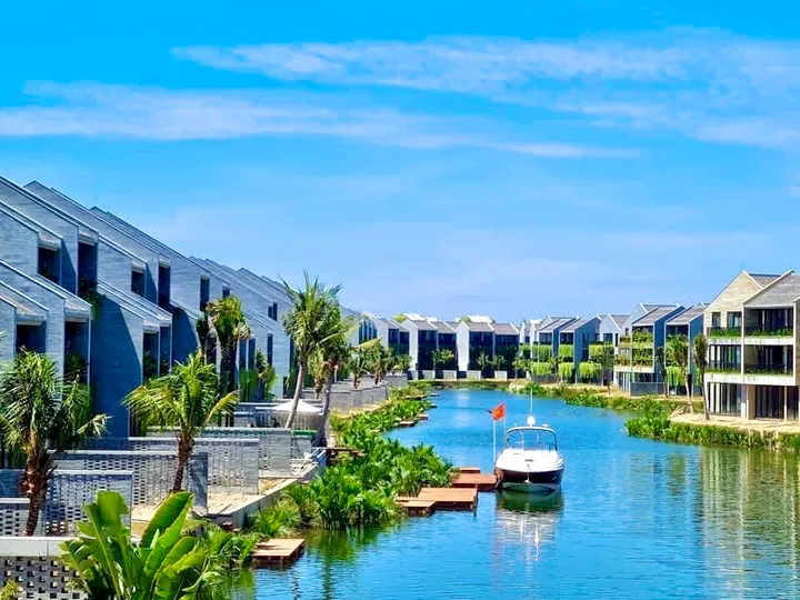 Sở hữu Lâu Dài Biệt thự View Sông Bậc Nhất Hội An - Một Flamingo Đại Lải thu nhỏ (MS158)